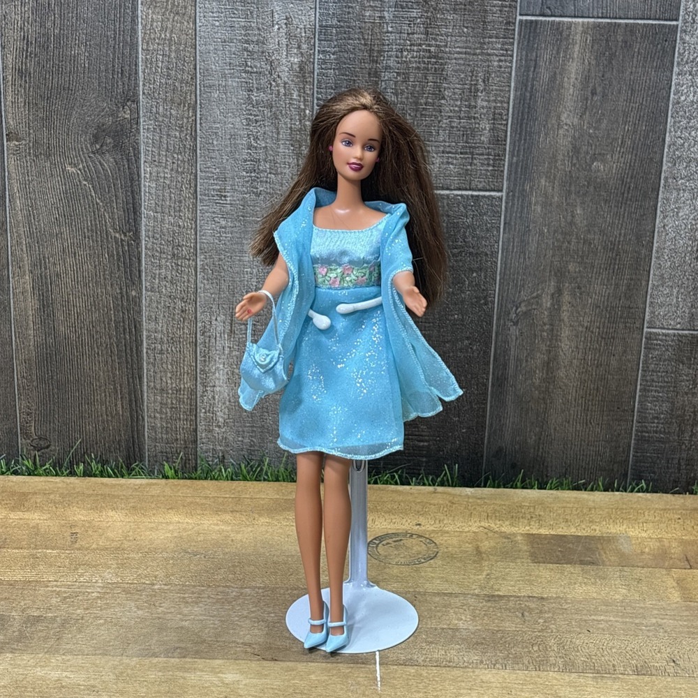 Vintage 2005 Barbie Fabulous Night Doll Blue Dress Heels Purse Jewelry w Stand